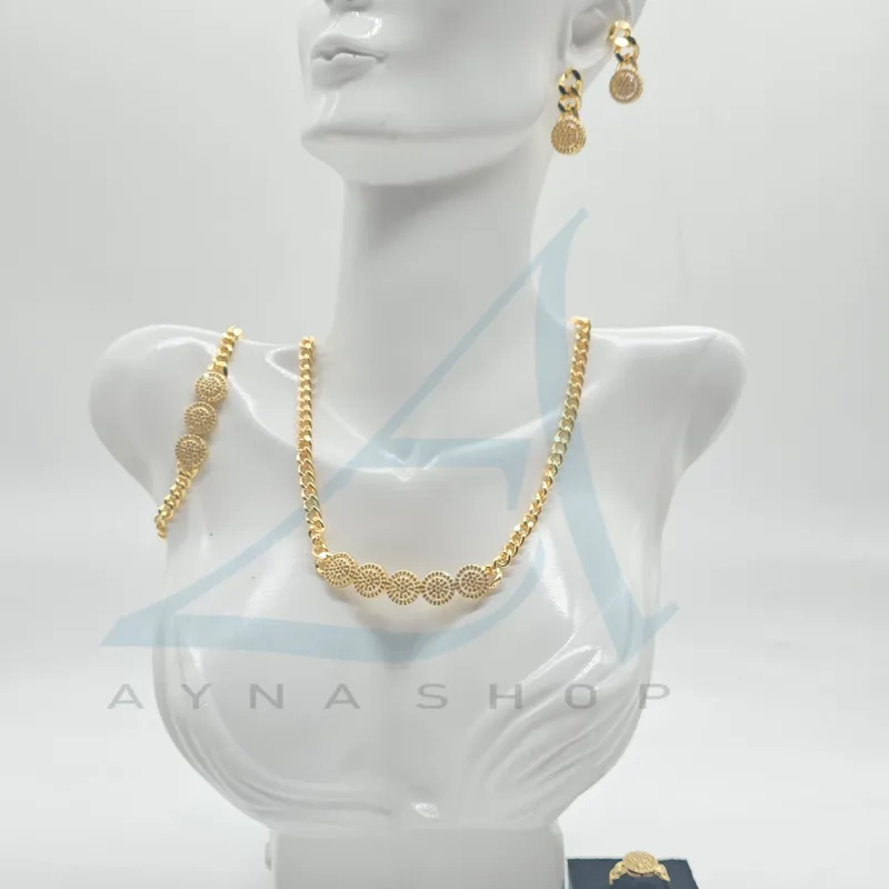 طقم الزيركون الأنيق